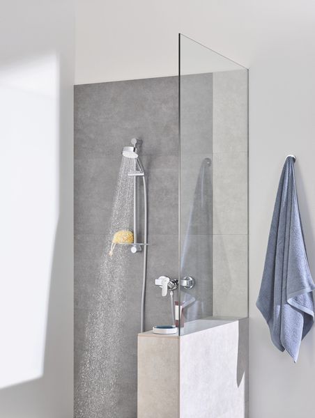 Душовий гарнітур Grohe New Tempesta Cosmopolitan, штанга 3 режими струї, хром (27929002) 27929002 фото