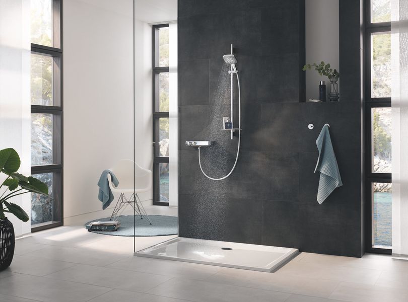 Душовий гарнітур Grohe Rainshower SmartActive зі штангою, 3 режими струї, хром (26586000) 26586000 фото