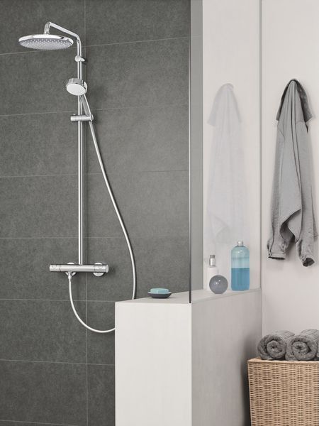Душевая система Grohe New Tempesta с термостатом и хромированным покрытием 26670000 (26670000) 26670000 фото